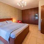 Cielo Alto Penthouse - 4 Bedrooms, Sleeps 10 Apartman *