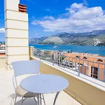 Cielo Alto Penthouse - 4 Bedrooms, Sleeps 10 Apartman